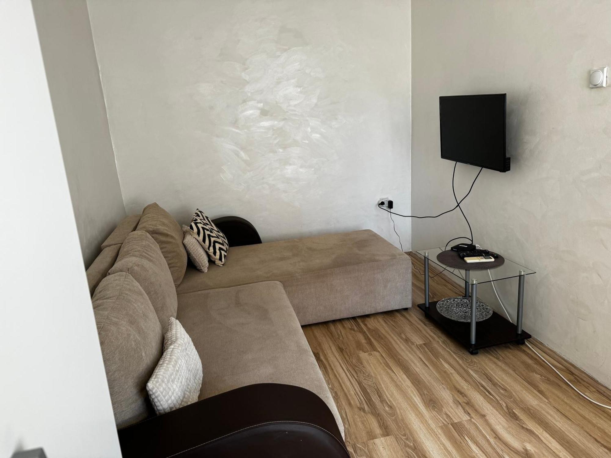Best Location - Modern Flat In Heart Of City Center Nis Exterior foto